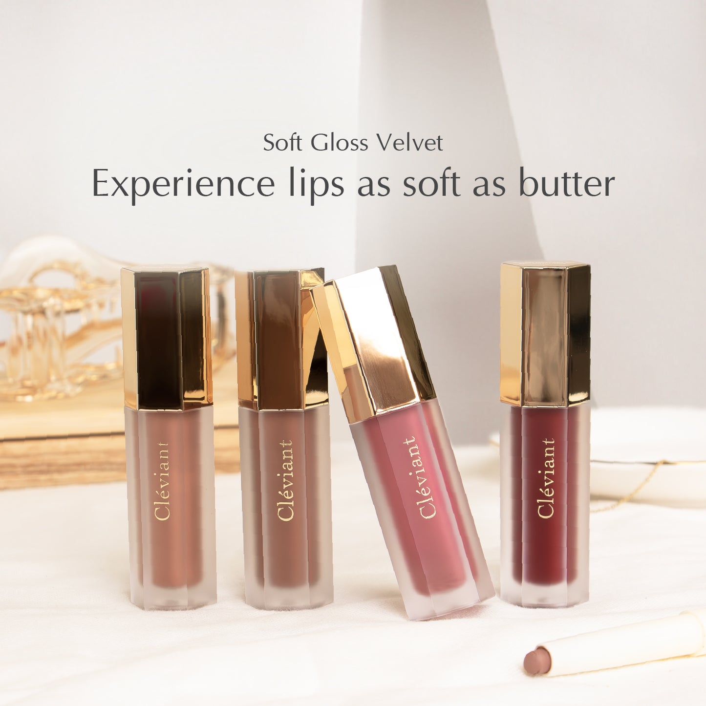 Macaron Lipvelvet Soft Gloss 4.5ml As Soft as Paris Moist Serum Velvet Filter | Transforms dry and chapped lips into healthy, juicy and sexy lips, hydrates dry lips for up to 8 hours non-stop