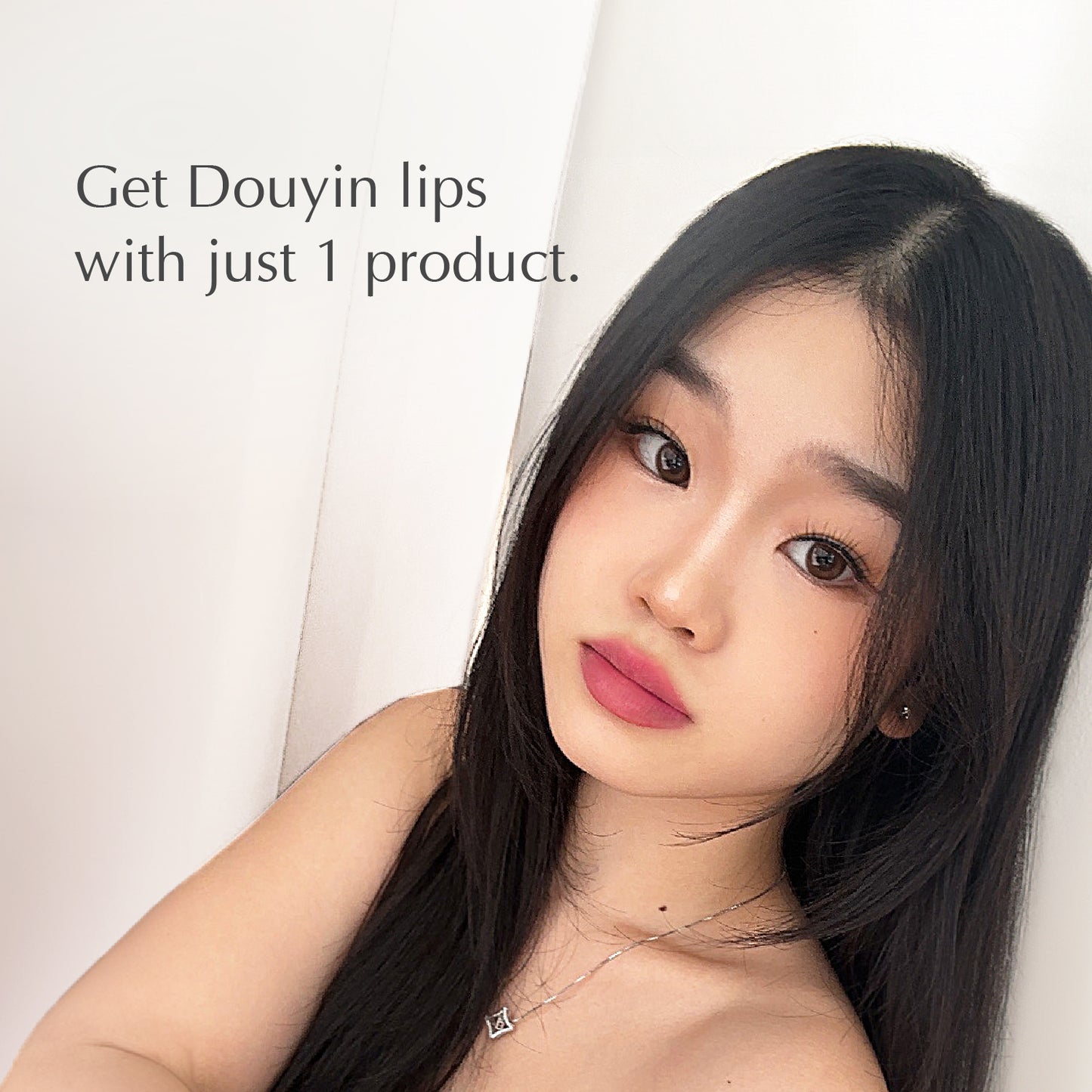 Macaron Lipvelvet Soft Gloss 4.5ml As Soft as Paris Moist Serum Velvet Filter | Transforms dry and chapped lips into healthy, juicy and sexy lips, hydrates dry lips for up to 8 hours non-stop