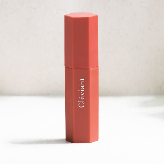 Blush Crush Hydrating Serum Tint 4.5ml Stain Like Tattoo Lip Tint Dark Lips Transforms Dry and Chapped Lips into Healthy, Juicy and Sexy Lips, Hydrates Dry Lips for Up to 8 Hours Nonstop